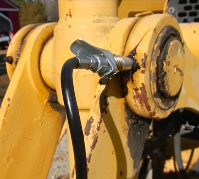 Press Push, conector pentru toate tipurile de pistoale de lubrifiere