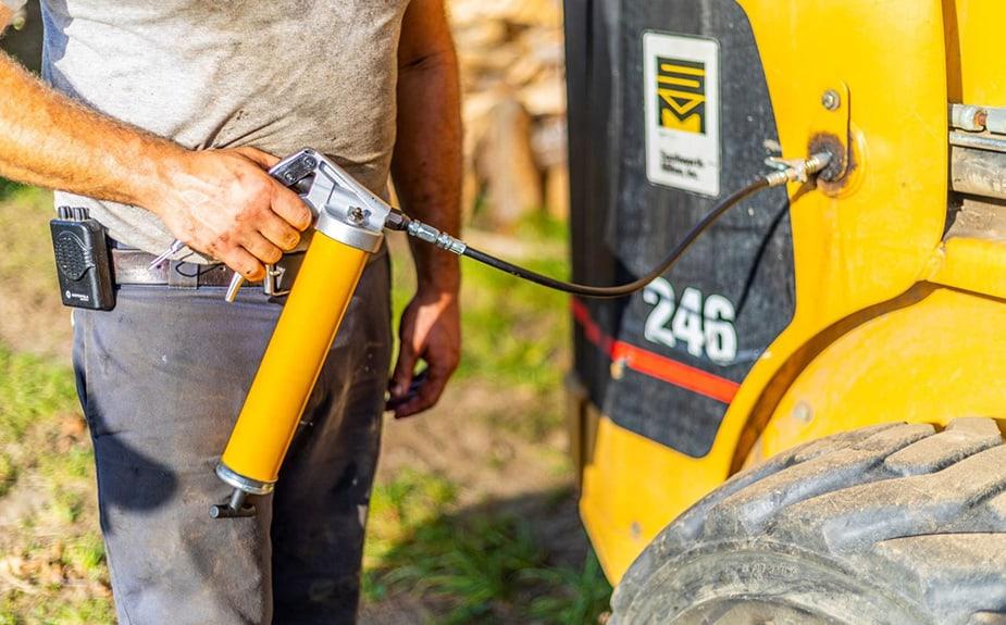 Press Push, conector pentru toate tipurile de pistoale de lubrifiere
